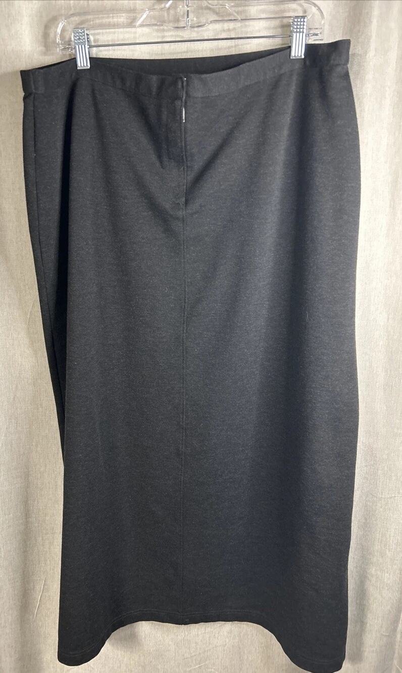 Eddie Bauer - Women’s Black Maxi Skirt Poly/Rayon Size XXL (40” x 36”)